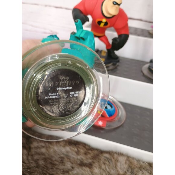 Disney Infinity Character Figurines Set - The Incredibles Monsters Inc Pirates O - Picture 10 of 10